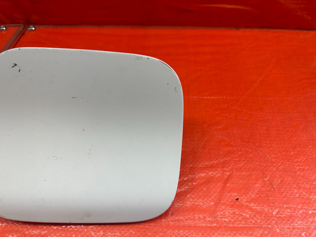 08 15 LANCER EVOLUTION X EVO 10   FUEL LID / GAS CAP COVER   WHITE   OEM #2064