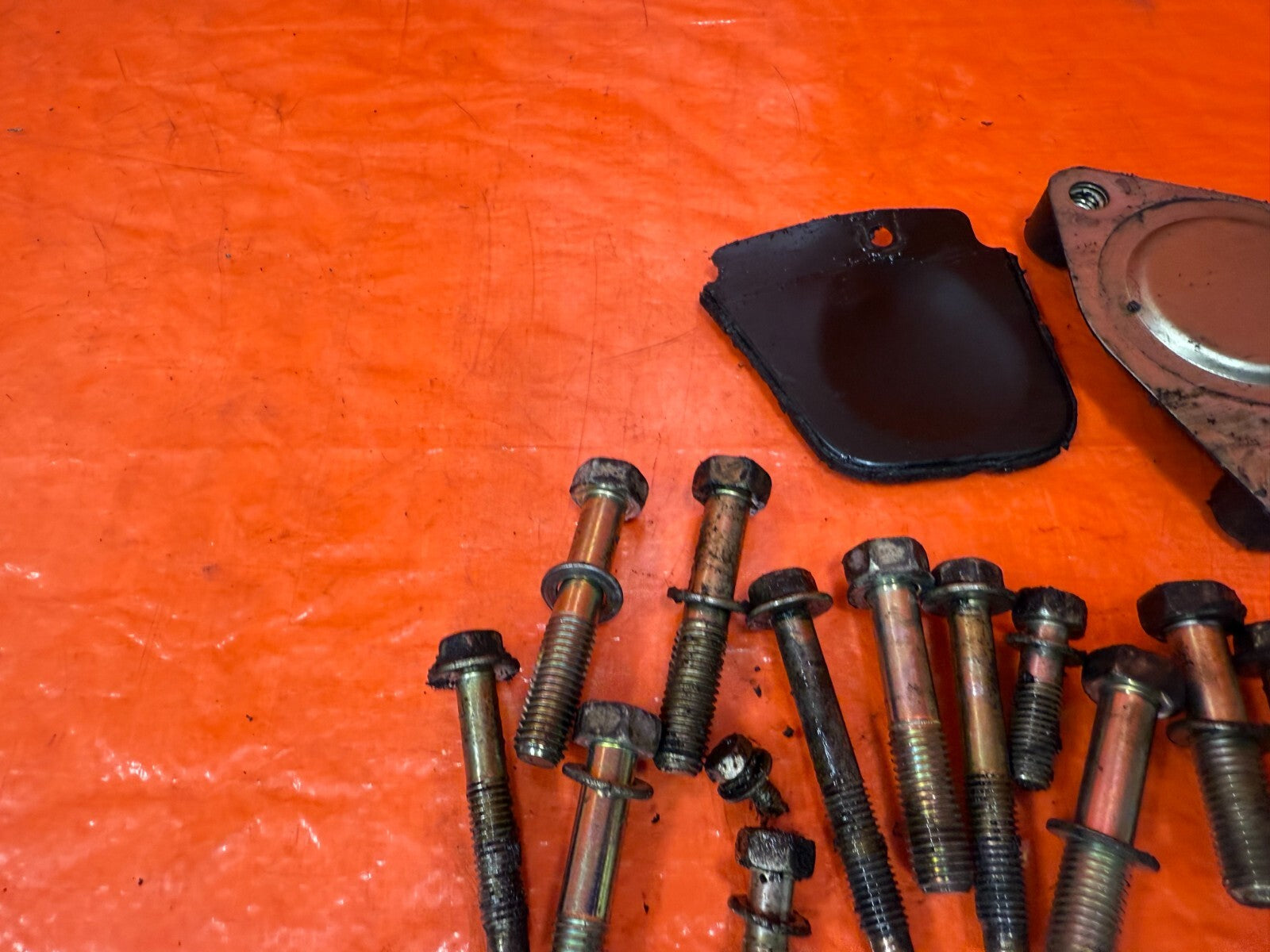 03 07 INFINITI G35 COUPE   VQ35DE AUTOMATIC TRANSMISSION BOLTS HARDWARE OEM 2983