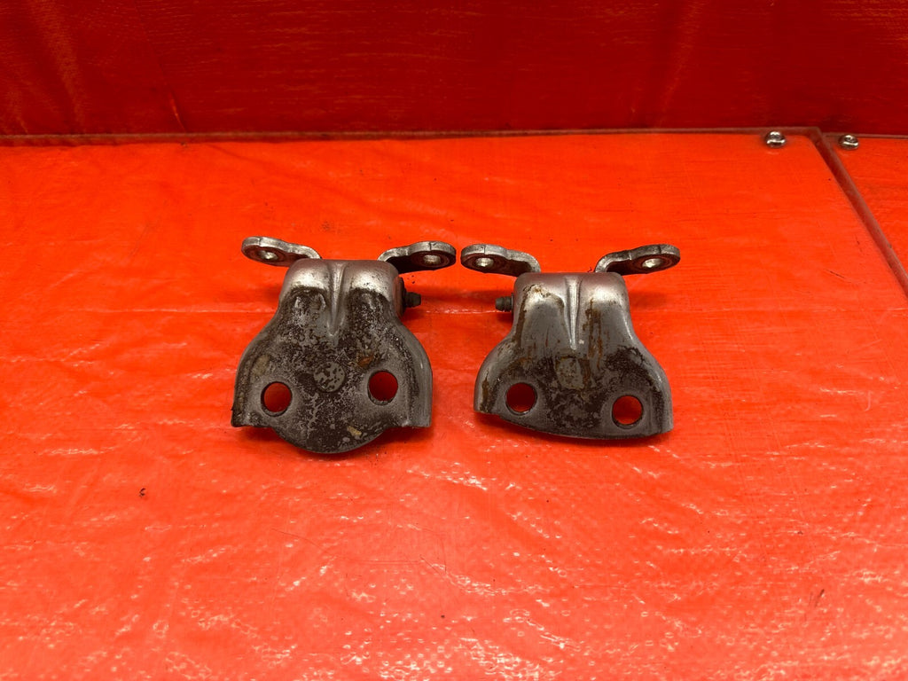 92 00 HONDA CIVIC SEDAN PASSENGER RIGHT REAR DOOR HINGE SET UPPER LOWER OEM #19511