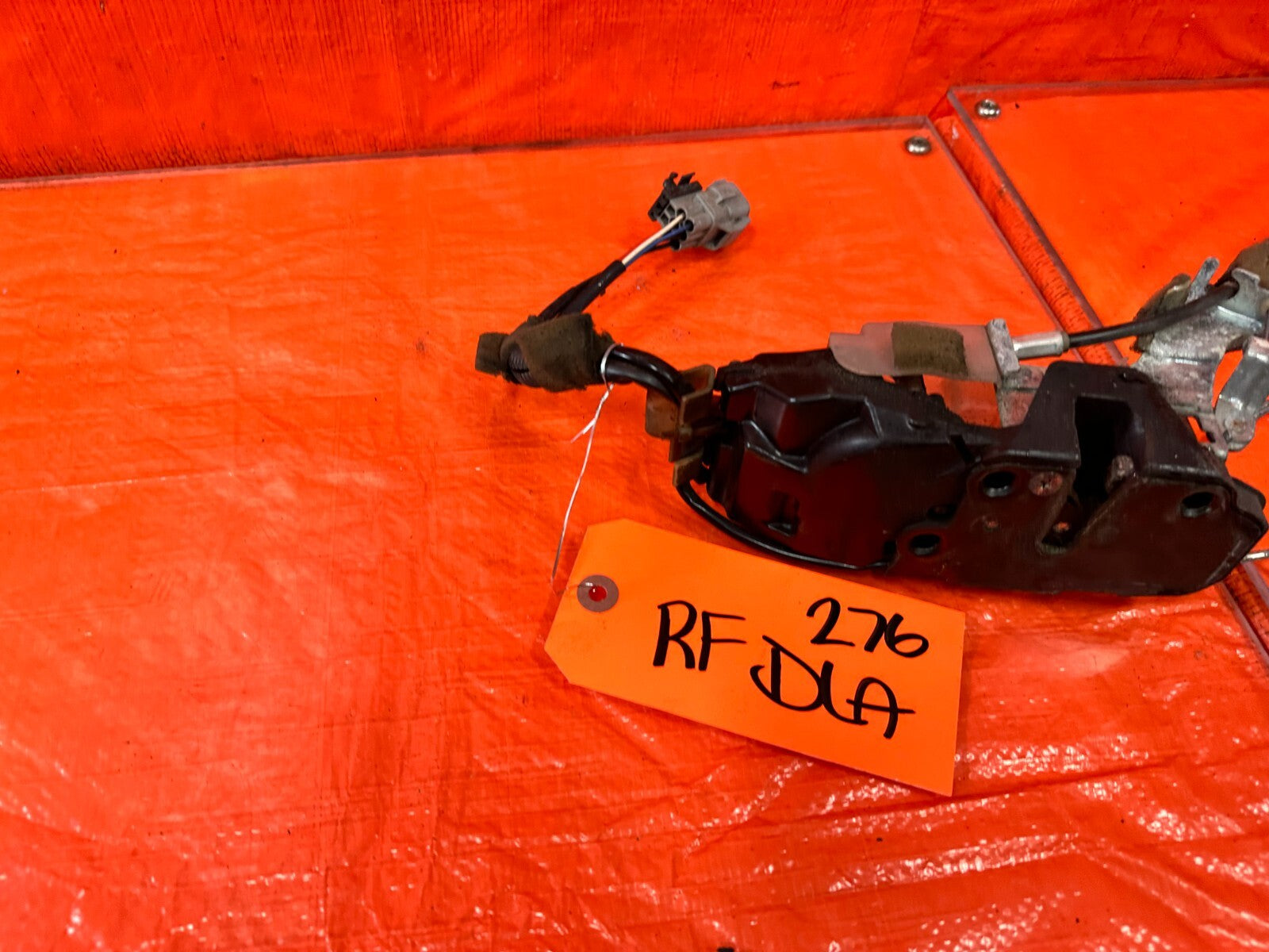 92 00 LEXUS SC300   PASSENGER RIGHT DOOR LOCK ACTUATOR LATCH   OEM #2766