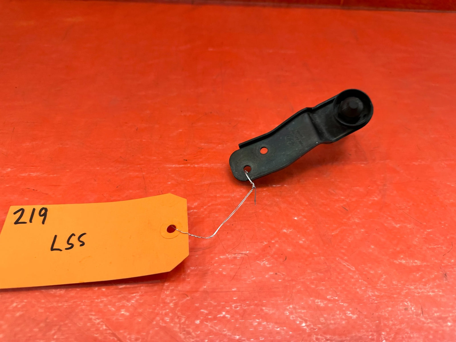 2016 16 HYUNDAI GENESIS COUPE 3.8L   HOOD SENSOR   PART # 93880 2M100   OEM #2195