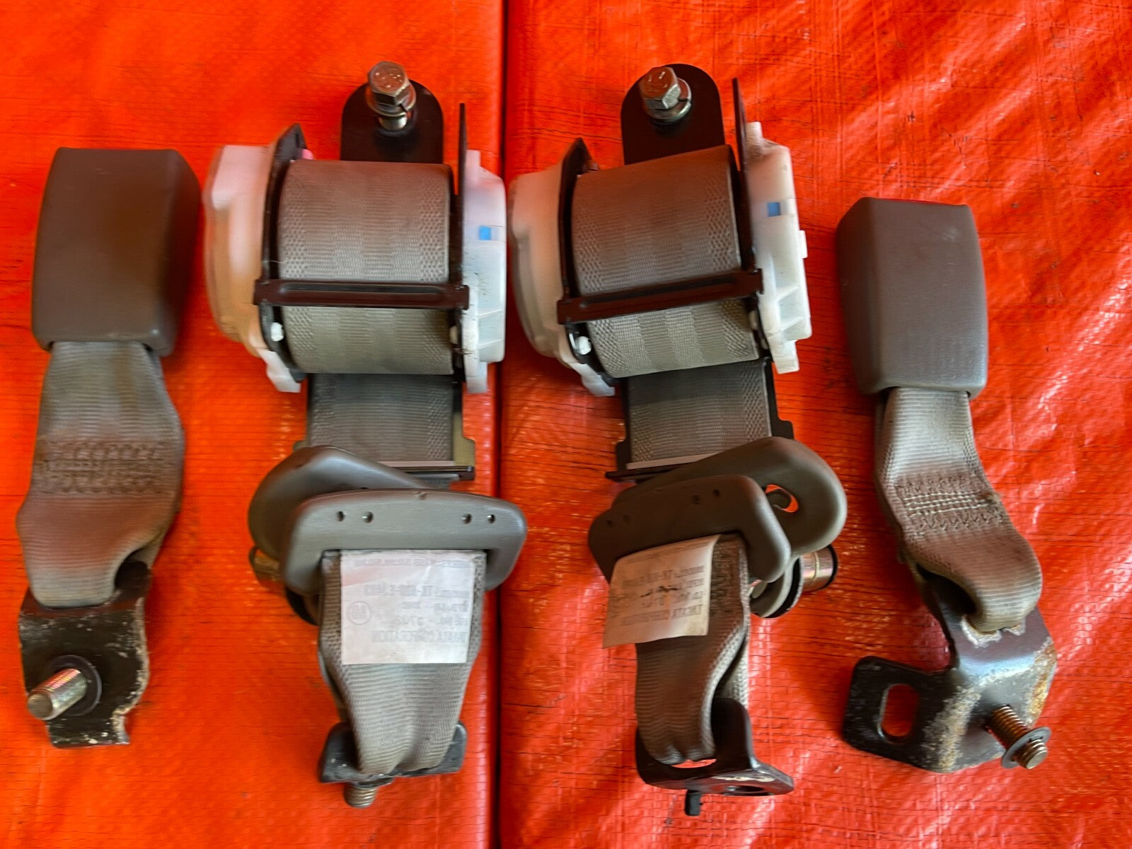 02 06 ACURA RSX   REAR SEAT BELT SET   LEFT RIGHT DRIVER PASSENGER TAN OEM #714