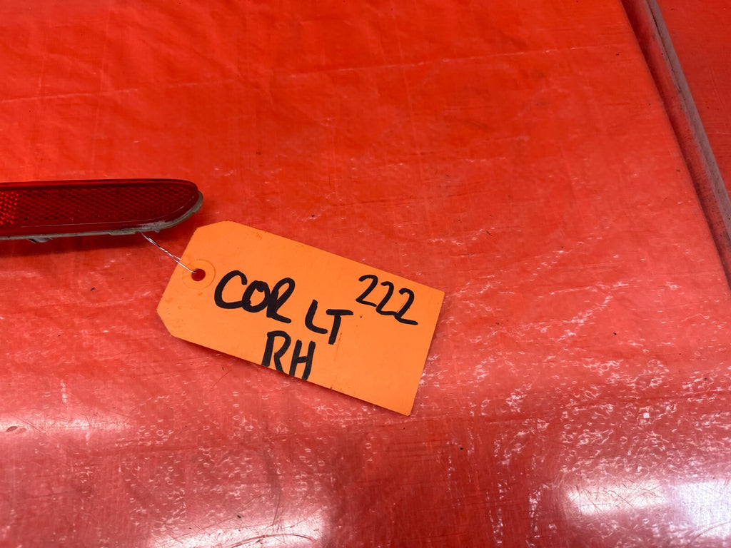 14 17 INFINITI Q50 SPORT   PASSENGER RIGHT REAR BUMPER REFLECTOR LIGHT OEM #2221