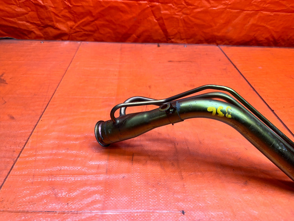97 01 HONDA PRELUDE 2.2L FUEL GAS TANK FILLER NECK TUBE PIPE OEM #33611
