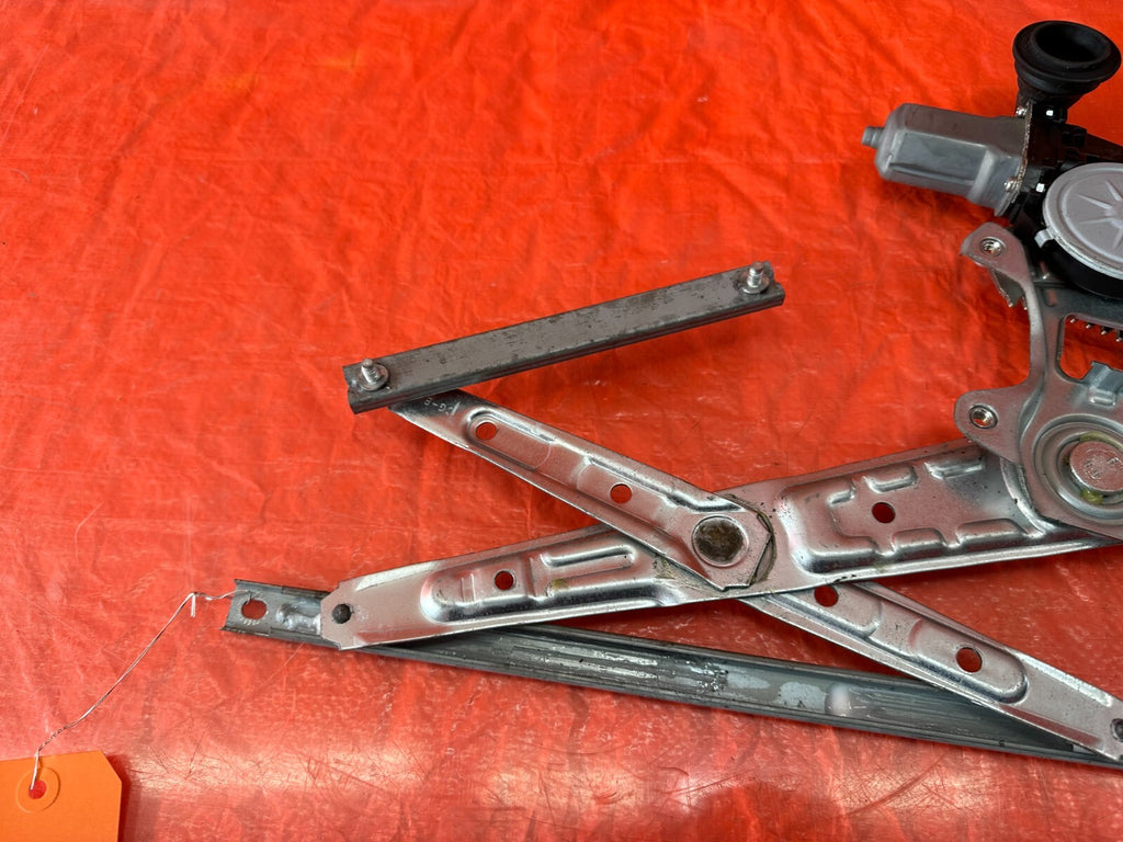14 20 INFINITI Q50   DRIVER LEFT REAR   WINDOW REGULATOR W/ MOTOR   OEM #2225