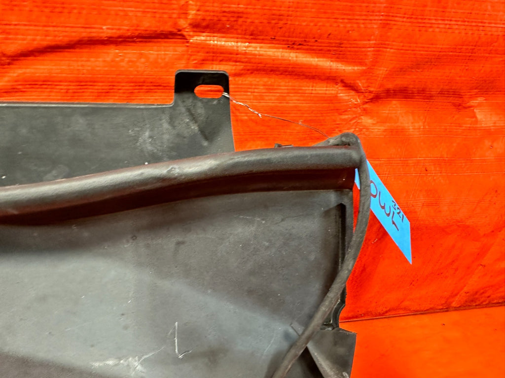 09 14 ACURA TSX   WINDSHIELD WIPER COWL TRIM PLASTIC BEZEL   OEM FACTORY #32116