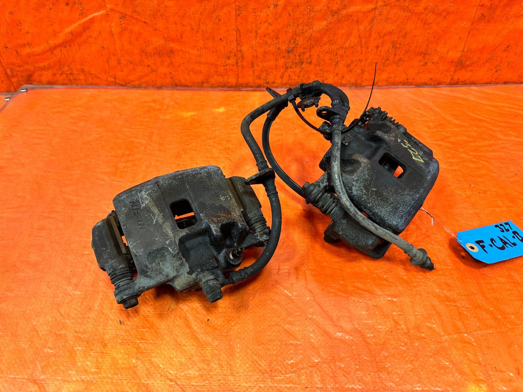 92 95 HONDA CIVIC EX SI   LEFT AND RIGHT FRONT BRAKE CALIPERS AND LINES OEM 3279