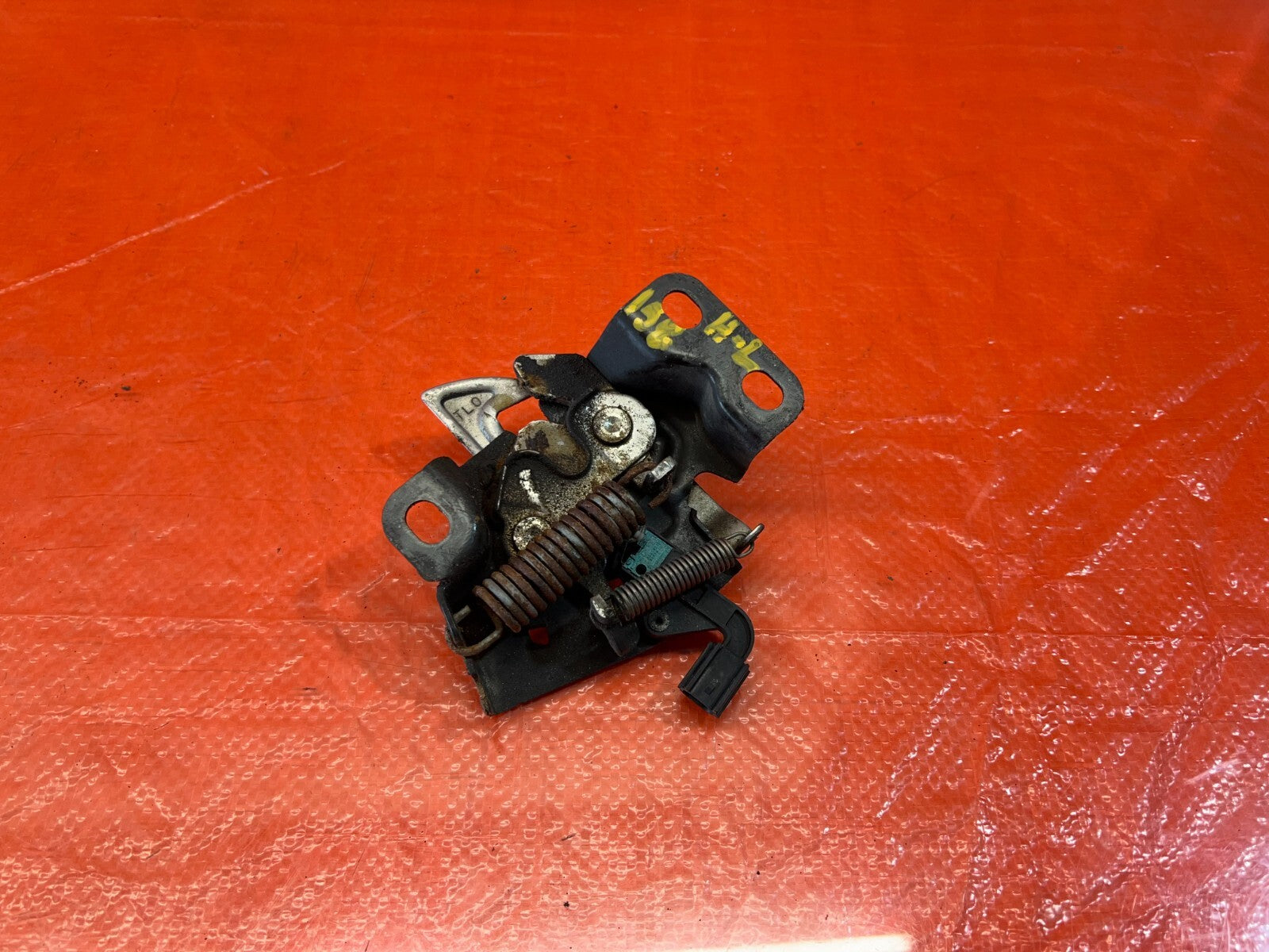 09 14 ACURA TSX   HOOD LATCH LOCKING MECHANISM LOCK   OEM FACTORY #1586