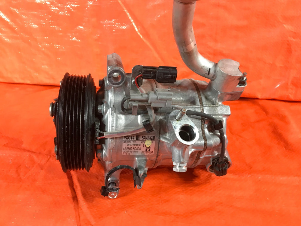 OEM 2017 17 INFINITI Q60 AWD 3.0L TT   AIR CONDITIONING AC COMPRESSOR HVAC3