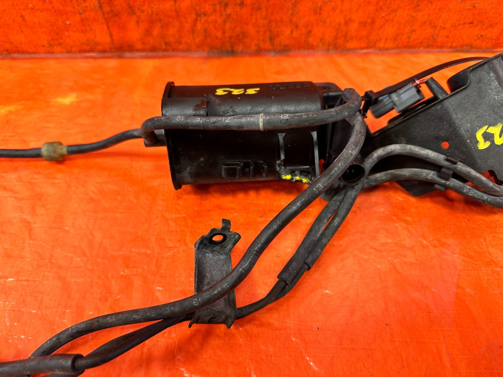 97 01 HONDA PRELUDE   H22A4 H22A VACUUM TANK W/ SOLENOID VALVE   OEM #32310