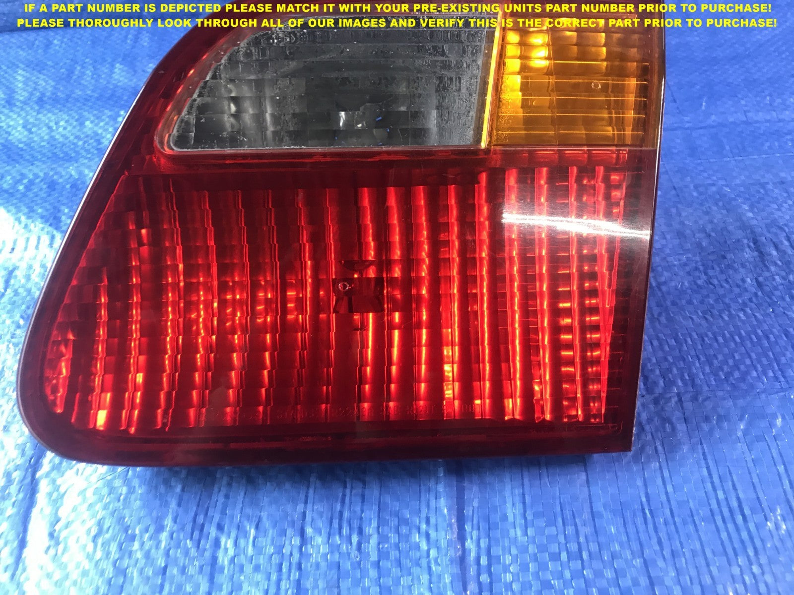 OEM 1999   2000 HONDA CIVIC SEDAN 4D PASSENGER RIGH INNER TAIL LIGHT R RH2