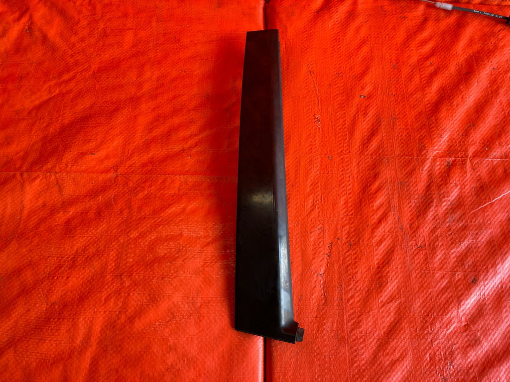 02 06 ACURA RSX   RIGHT DOOR SASH PILLAR TRIM   PASSENGER SIDE   OEM OE #730