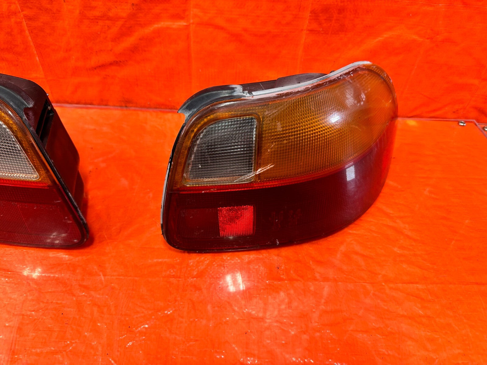 93 97 HONDA DEL SOL   LEFT AND RIGHT TAIL LIGHTS LAMPS   OEM FACTORY #2722