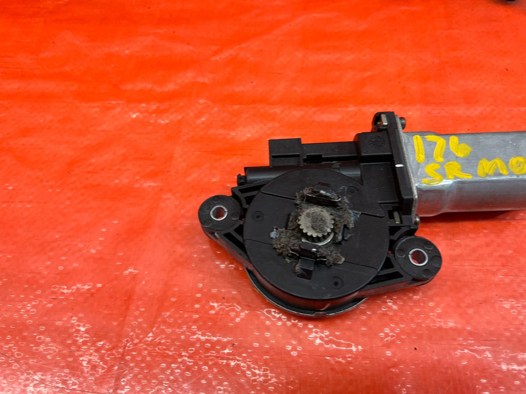 02 05 HONDA CIVIC SI EP3 HATCHBACK SUNROOF MOONROOF SLIDING ROOF MOTOR   OEM 1766