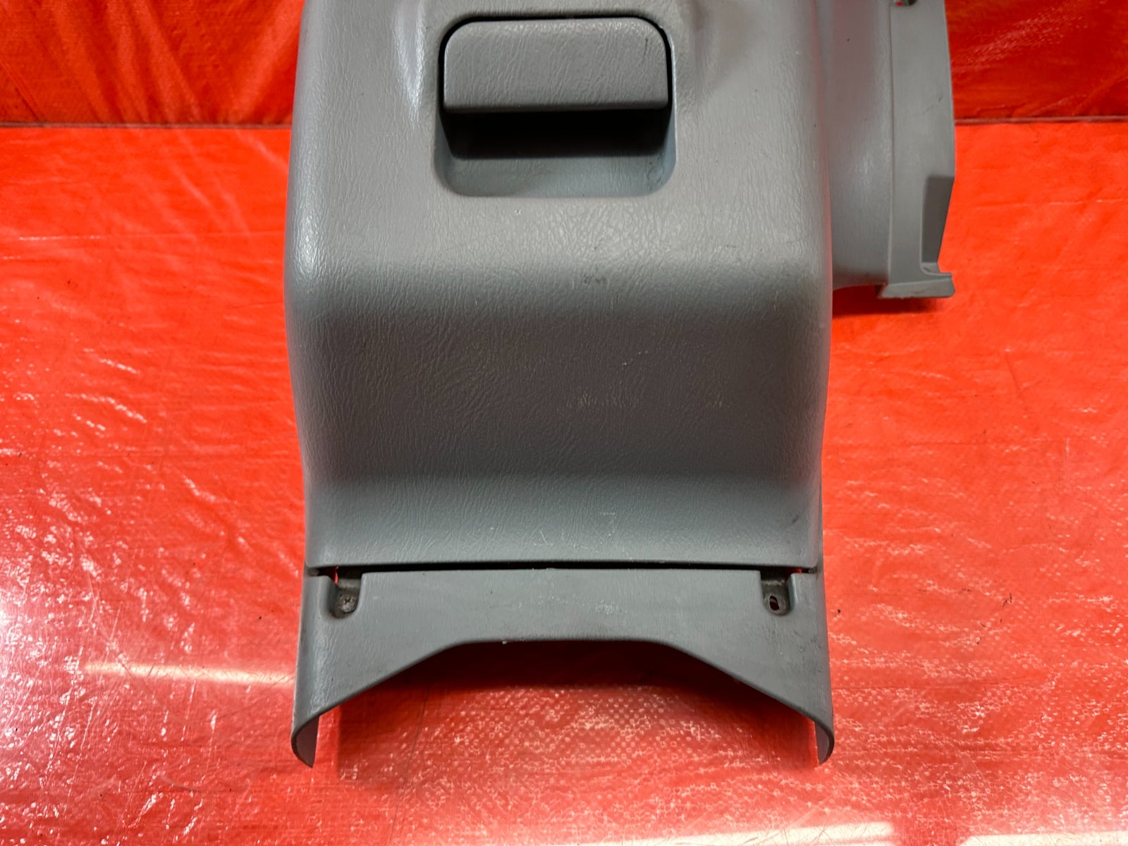 96 97 HONDA ODYSSEY   LOWER CENTER CONSOLE STORAGE COMPARTMENT    OEM #1935
