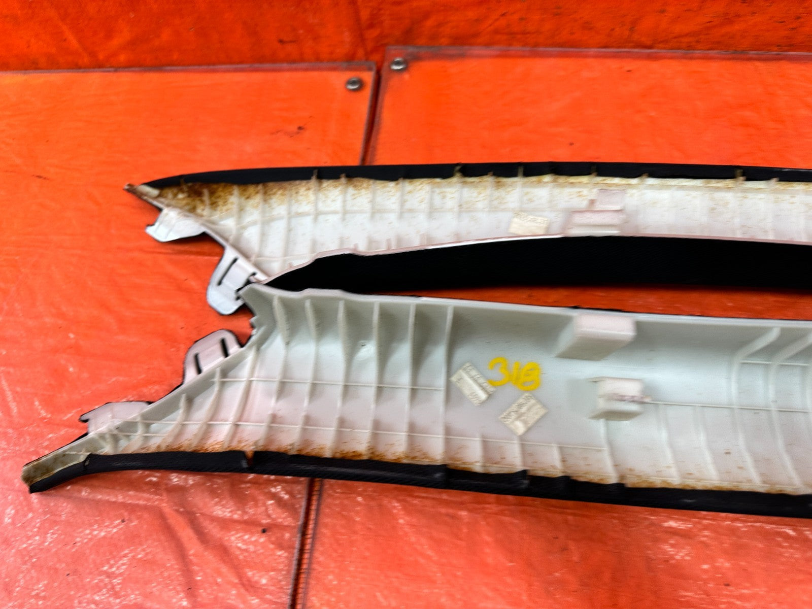 13 16 HYUNDAI GENESIS COUPE   LEFT & RIGHT A PILLARS   OEM FACTORY #3188