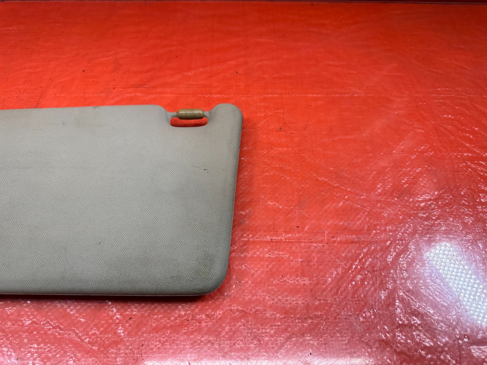 04 05 ACURA TSX   SUN VISOR   PASSENGER RIGHT SIDE   TAN COLOR   OEM #1964