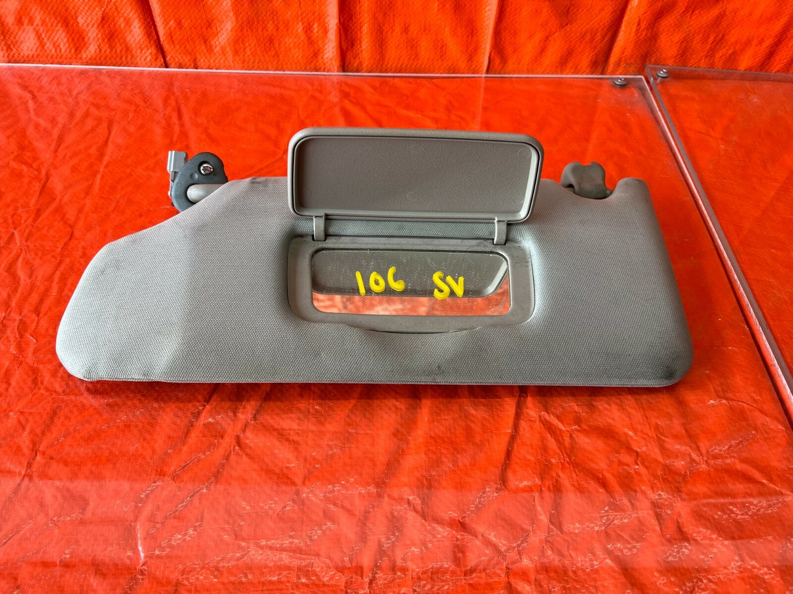 07 08 ACURA TL   SUN VISOR   DRIVER LEFT SIDE   GRAY COLOR   OEM FACTORY 1068
