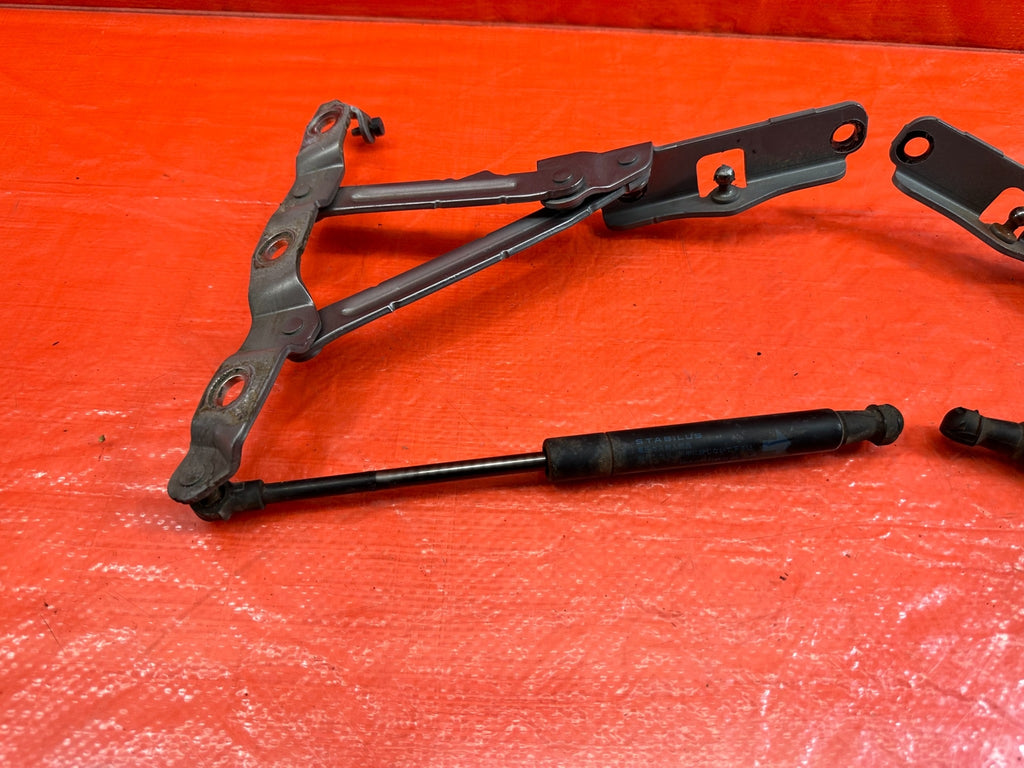 08 15 INFINITI G37 Q60 COUPE   LEFT AND RIGHT TRUNK HINGES   OEM #1908