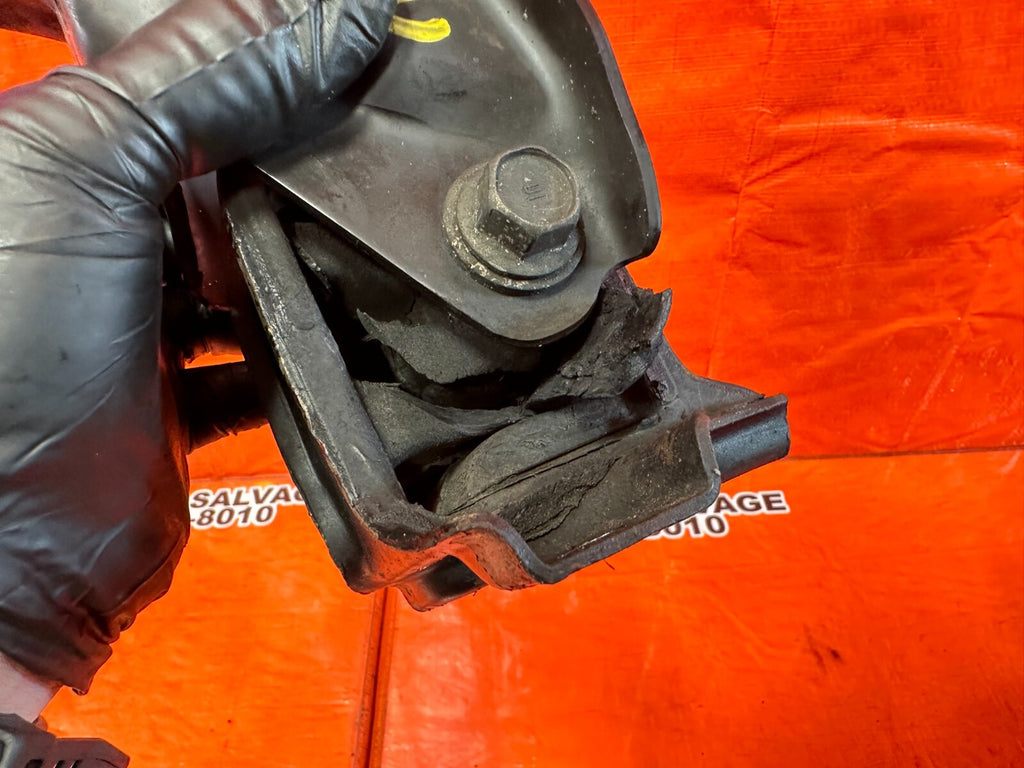 92 01 HONDA PRELUDE AT FRONT ENGINE STIFFENER TRANSMISSION BRACKET   OEM OE #2528