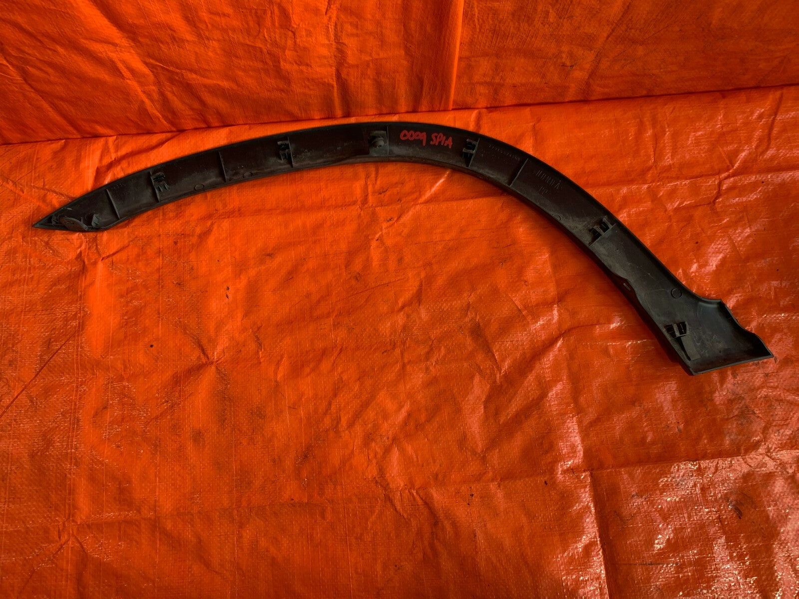 OEM 2004 04 HONDA CR V CRV 4WD   DRIVER LEFT REAR OVER FENDER TRIM8