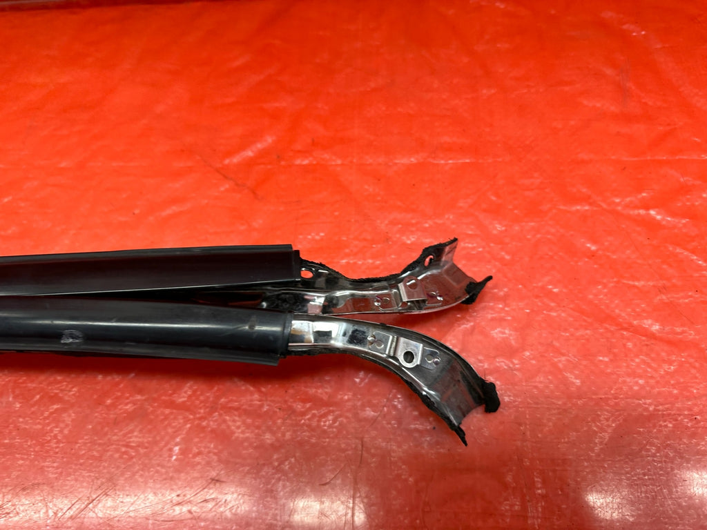 00 09 HONDA S2000   WINDSHIELD TRIM SET   LEFT AND RIGHT   OEM FACTORY #1975