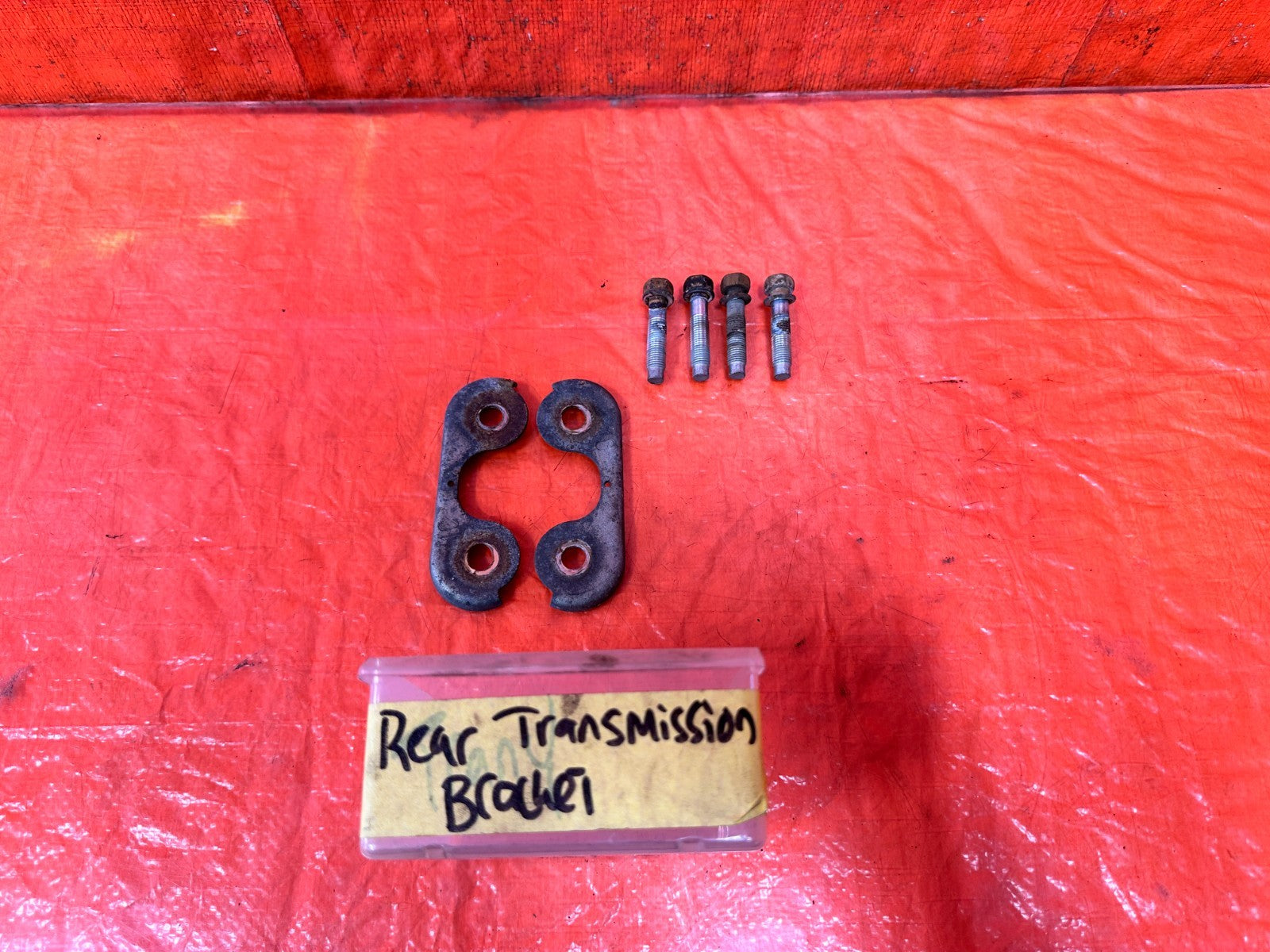 14 15 INFINITI Q50 3.7L   TRANSMISSION BRACKET BOLTS   OEM #3130