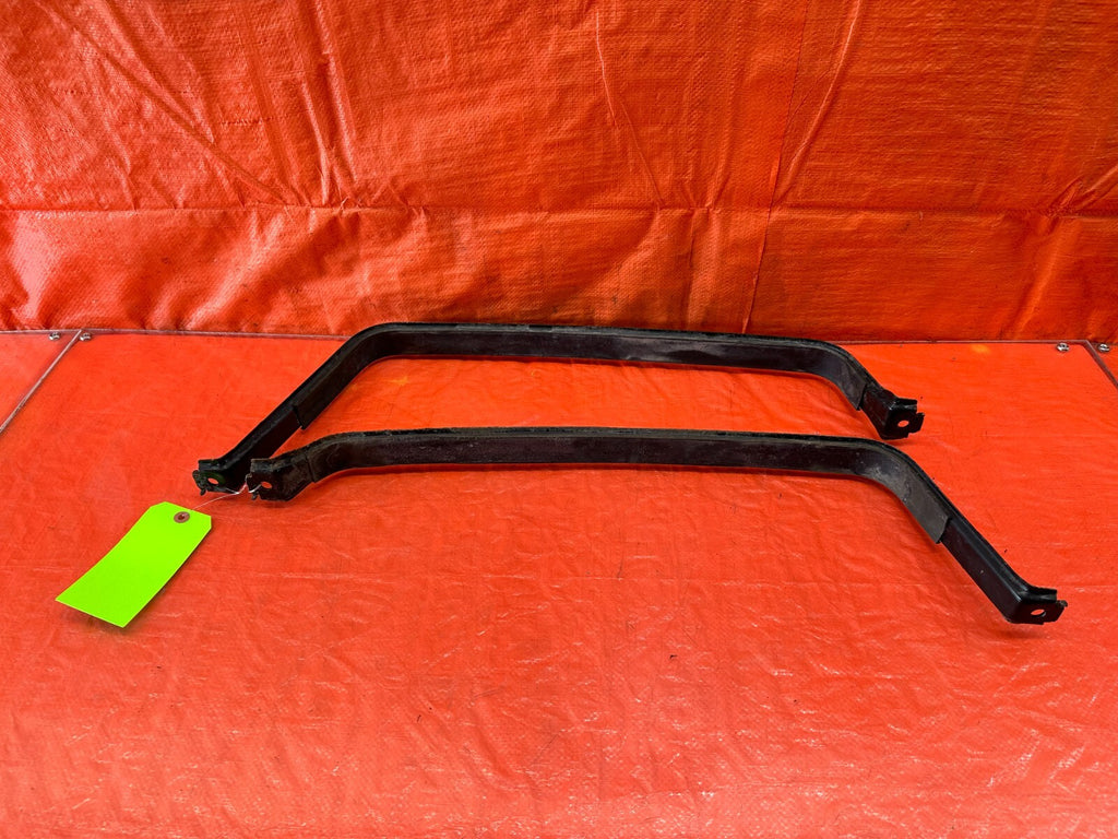 09 10 ACURA TSX   GAS GASOLINE FUEL TANK MOUNTING STRAPS BAND SET   OEM #2345