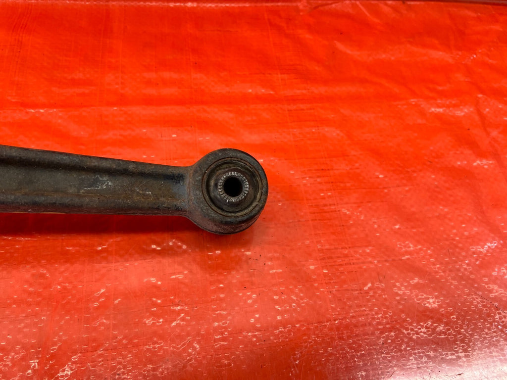 88 91 HONDA CRX   FRONT LOWER CONTROL ARM SET   LEFT & RIGHT ARMS    OEM #1578