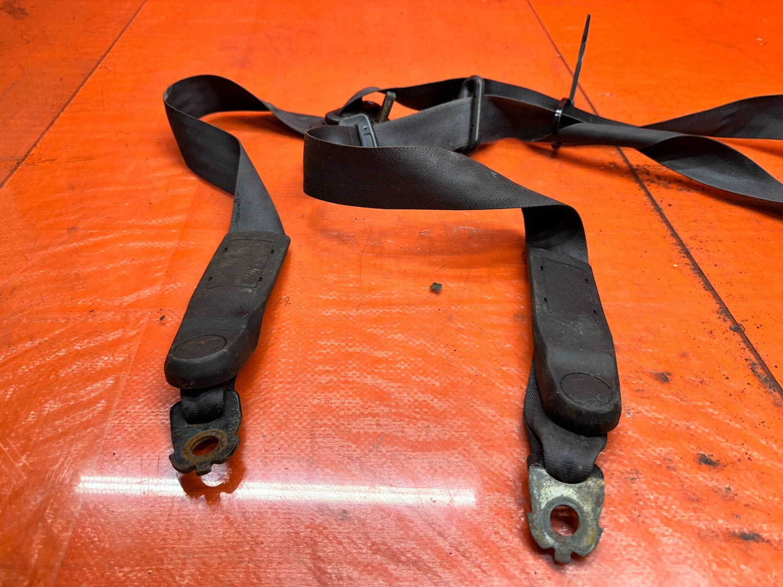92 95 HONDA CIVIC EX 2D   FRONT SEAT BELTS LEFT RIGHT RETRACTORS   OEM #3339