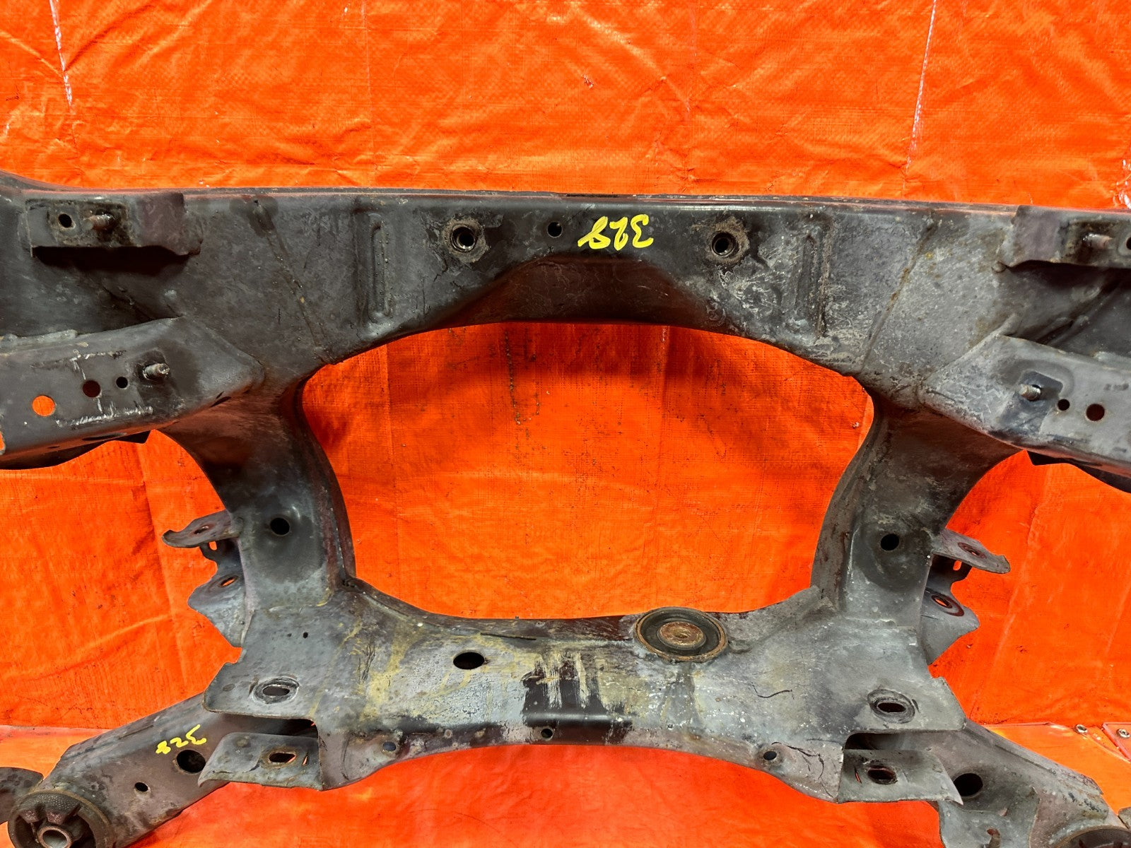 2008 2015 INFINITI G37 REAR SUBFRAME CROSSMEMBER SUSPENSION OEM 55400 JL00B 32823