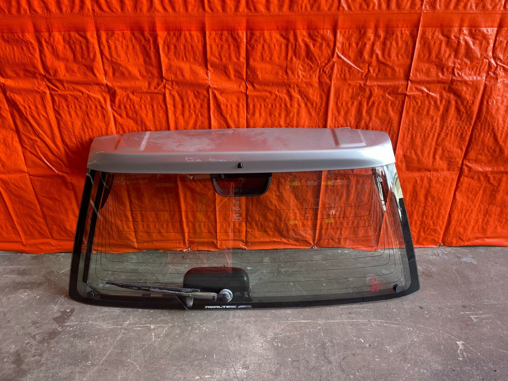 97 01 HONDA CR V CRV   REAR HATCH WINDSHIELD W/ GLASS, WIPER AND TRIM   OEM OE0
