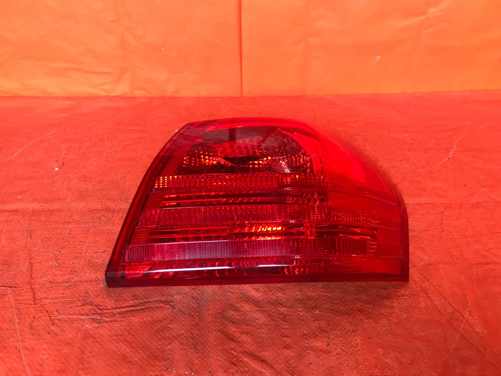 OEM 2008 2009 2010 2011 2012 NISSAN ROGUE PASSENGER RIGHT  OUTER TAIL LIGHT LAMP0