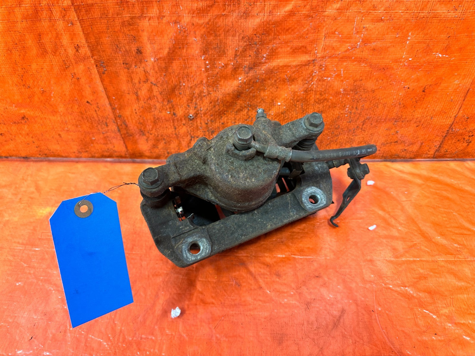 08 12 HONDA ACCORD EX L PASSENGER RIGHT FRONT BRAKE CALIPER AND BRACKET OEM 1742
