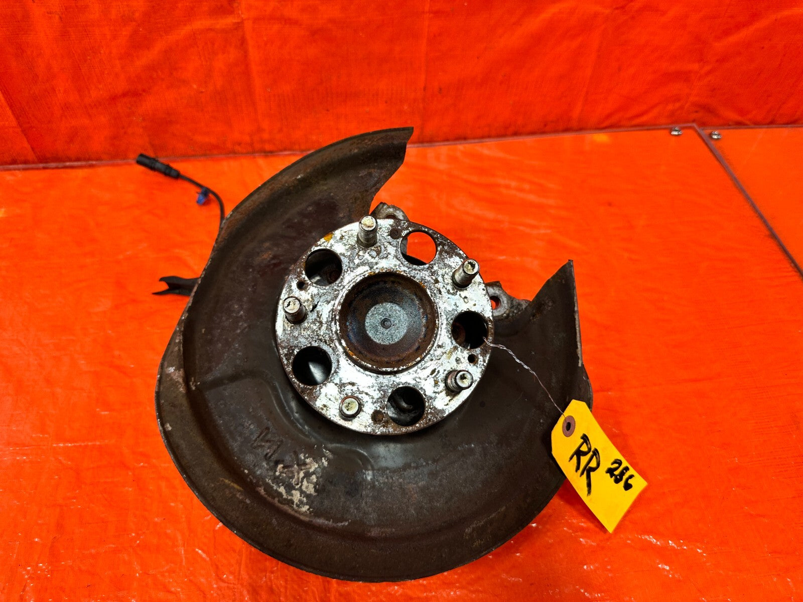06 11 HONDA CIVIC SI   PASSENGER RIGHT REAR   SPINDLE KNUCKLE HUB   OEM #286 11