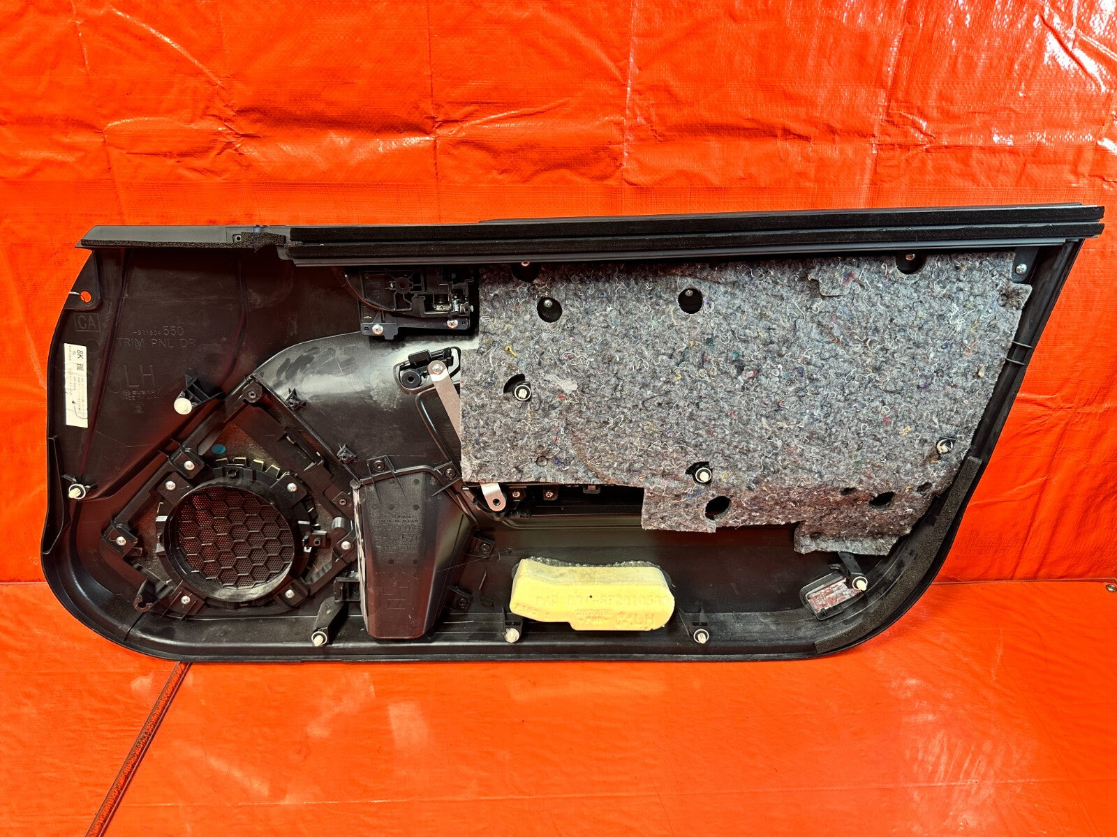 13 20 SUBARU BRZ   DRIVER LEFT   DOOR PANEL / DOOR CARD / DOOR LINING   OEM 29211