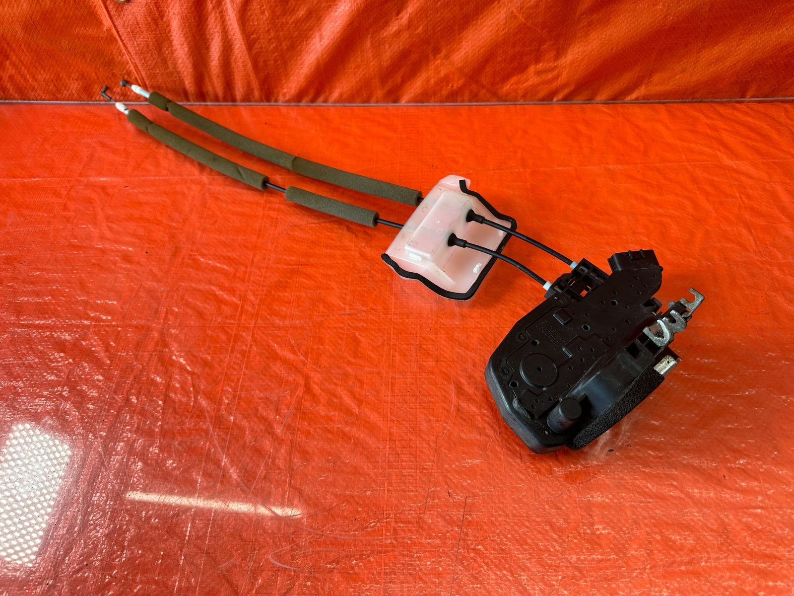 07 13 INFINITI G35 G37 SEDAN   DOOR LOCK ACTUATOR PASSENGER RIGHT FRONT OEM #1928