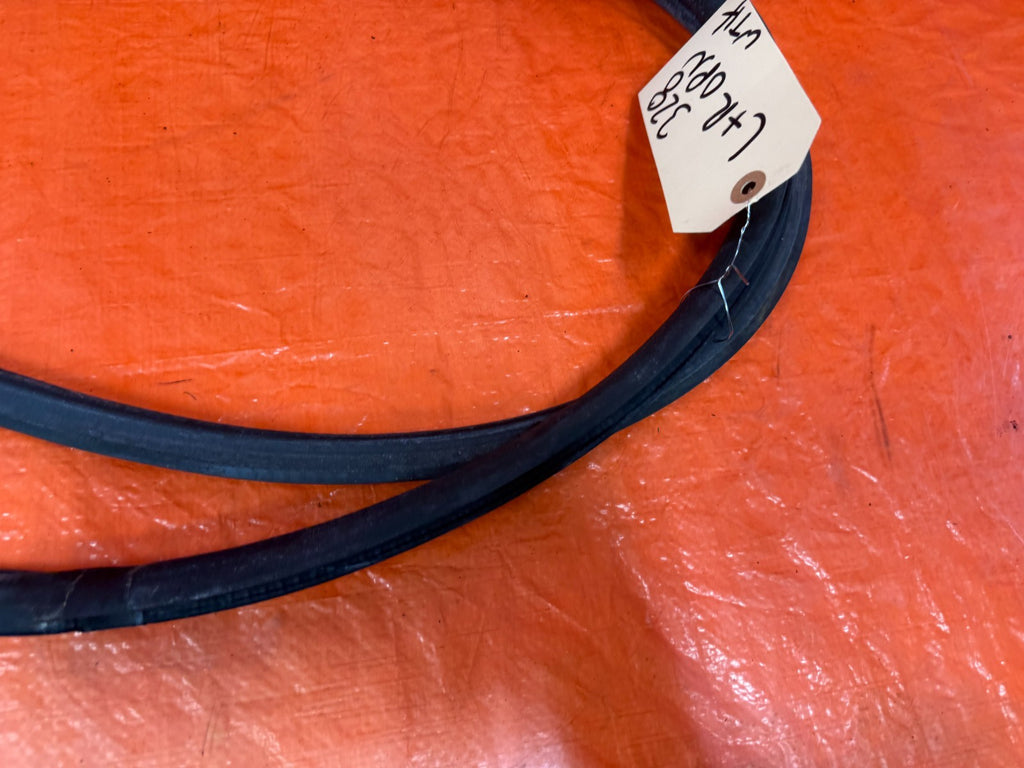 08 15 INFINITI G37 & Q60 CHASSIS TO DOOR OPEN TRIM WEATHER STRIP LEFT RIGHT 3282