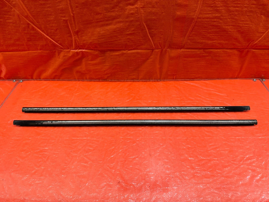 96 00 HONDA CIVIC COUPE HATCH EXTERIOR DOOR WINDOW GLASS TRIM SET LEFT RIGHT 1910
