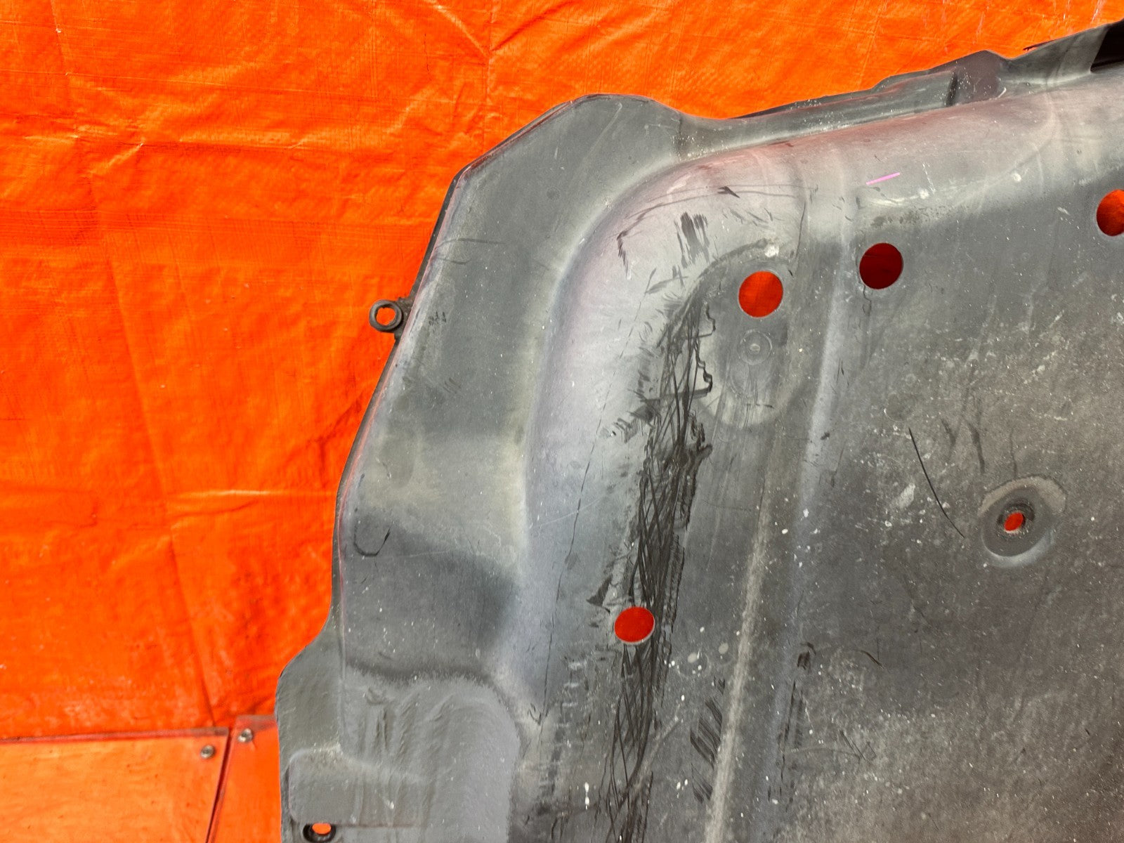 97 98 HONDA PRELUDE   GASOLINE GAS FUEL TANK SPLASH SHIELD   OEM FACTORY #32310