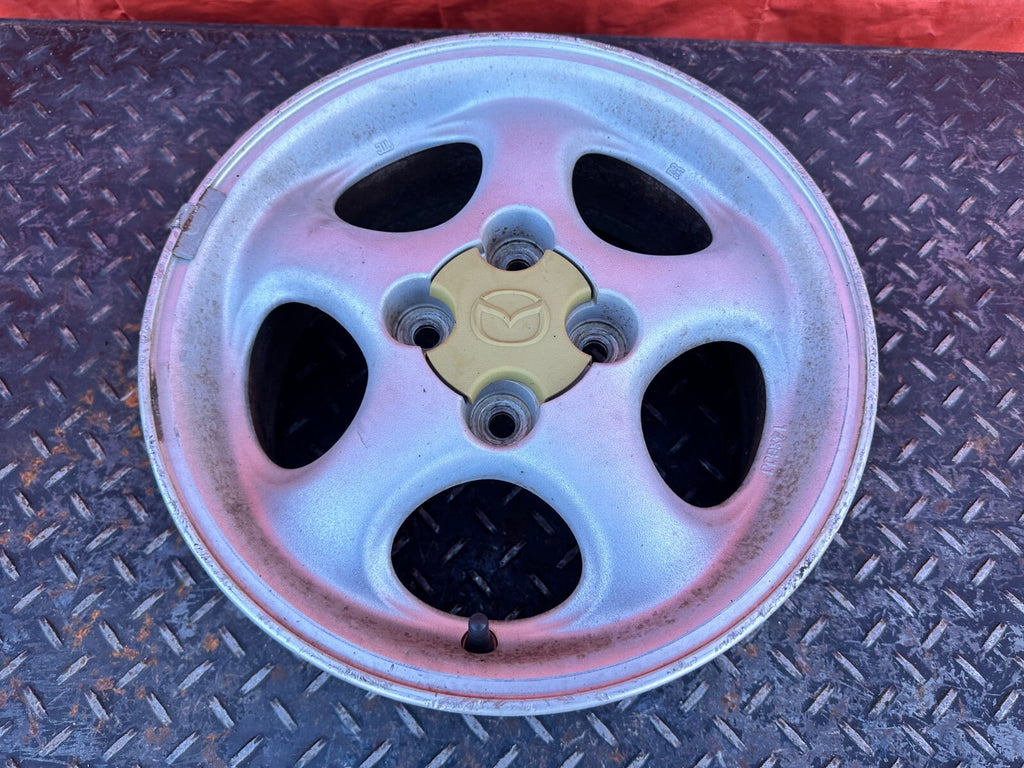 90 05 MAZDA MX 5 MIATA   5 SPOKE   14x6 +40MM FACTORY WHEEL RIM   OEM #267 29