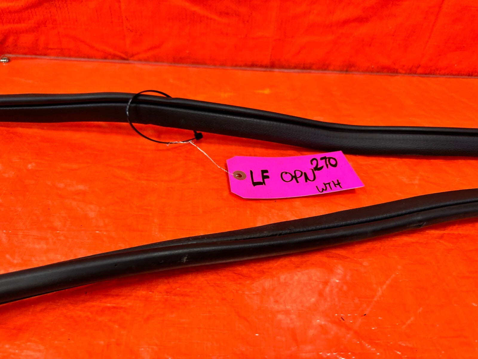06 11 CIVIC 4D SEDAN   DRIVER LEFT FRONT DOOR TO CHASSIS OPEN TRIM   OEM #2704