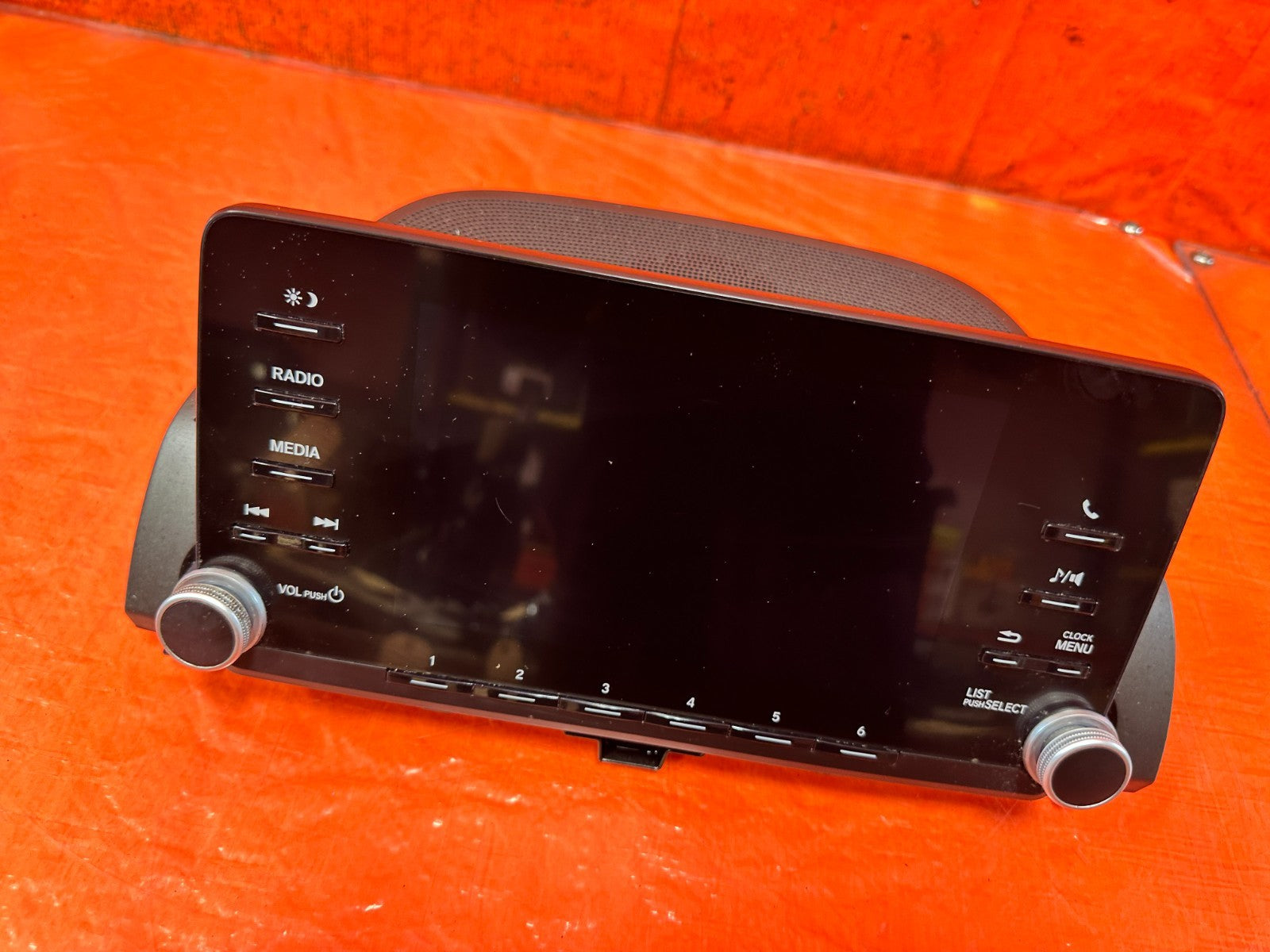 2018 18 HONDA ACCORD LX   AM FM RADIO STEREO CD PLAYER DISPLAY SCREEN   OEM 3244