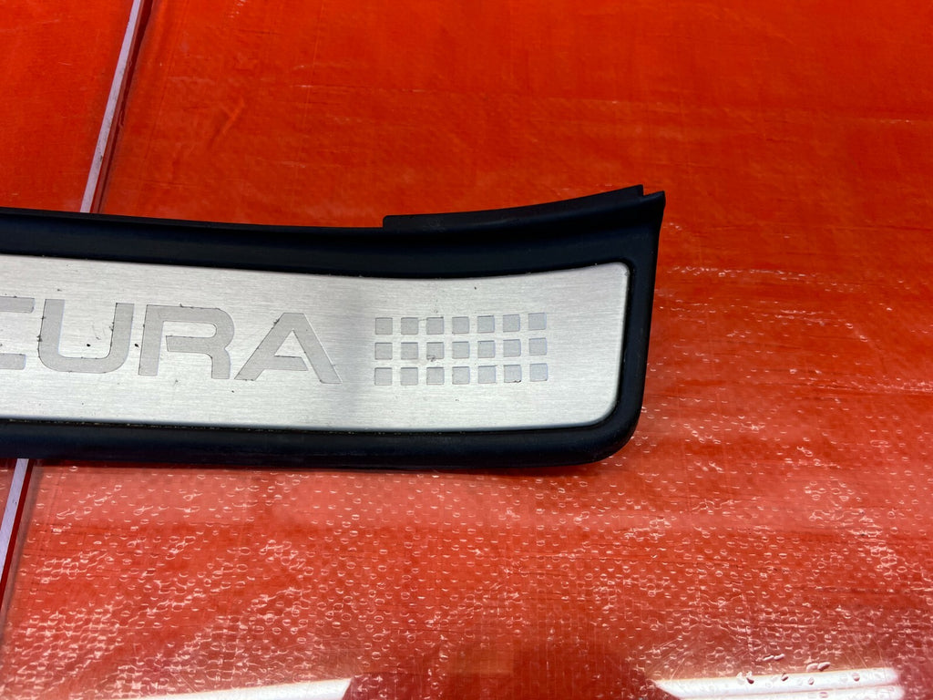 04 06 ACURA TL  FLOOR PILLAR SCUFF PLATE   DRIVER LEFT REAR SIDE   OEM #1084