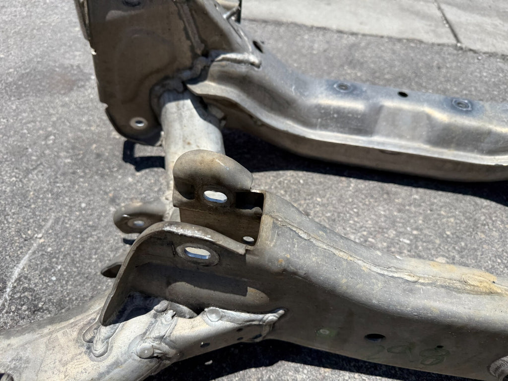 03 07 INFINITI G35 COUPE   REAR SUBFRAME CROSSMEMBER K FRAME   ALUMINUM OEM 2984