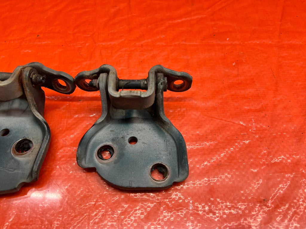 90 01 ACURA INTEGRA SEDAN 4D   DOOR HINGE SET UPPER & LOWER LEFT FRONT OEM #1614
