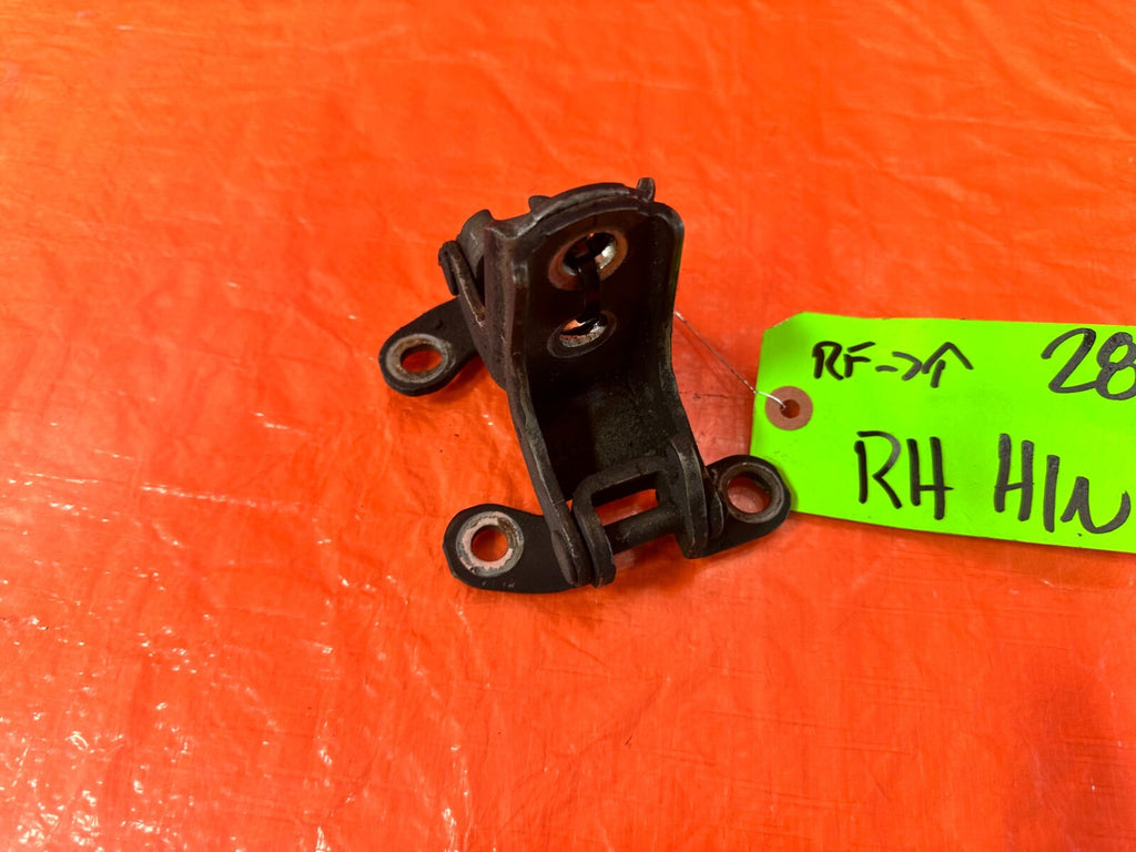 06 11 CIVIC 4D SEDAN   DOOR HINGE SET   UPPER & LOWER RIGHT FRONT SIDE OEM #2821