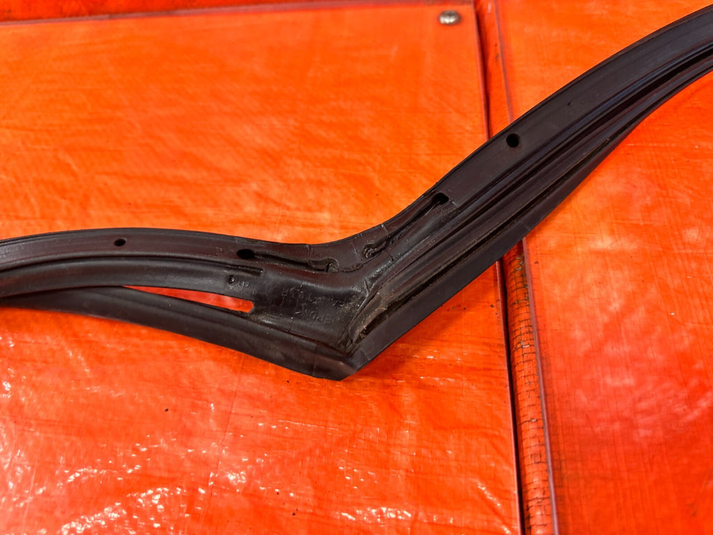 04 08 ACURA TSX PASSENGER RIGHT REAR DOOR WEATHER STRIP TRIM SEAL GASKET OEM 29113