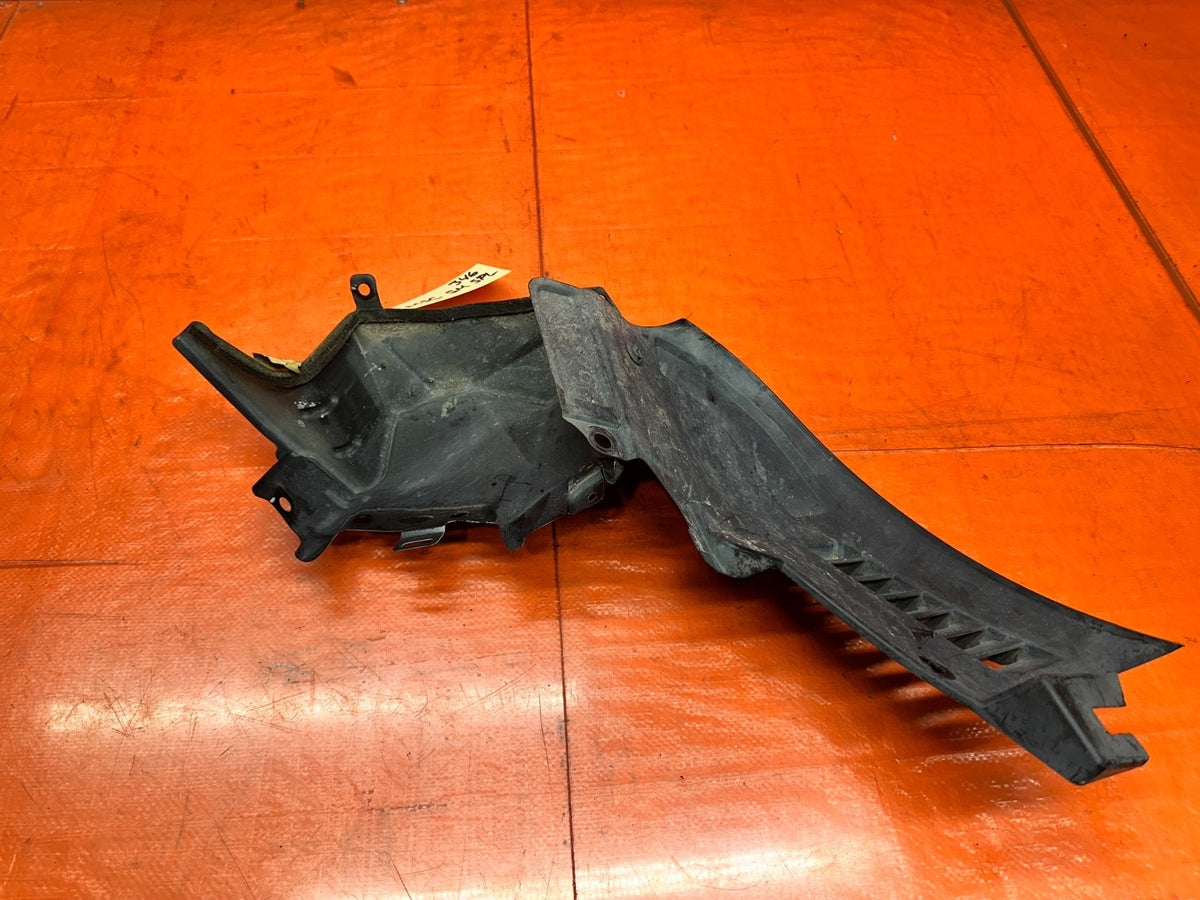 03-08 NISSAN 350Z REAR BUMPER MOUNTING BRACKET HOLDER 78818-CD000 OEM #3468