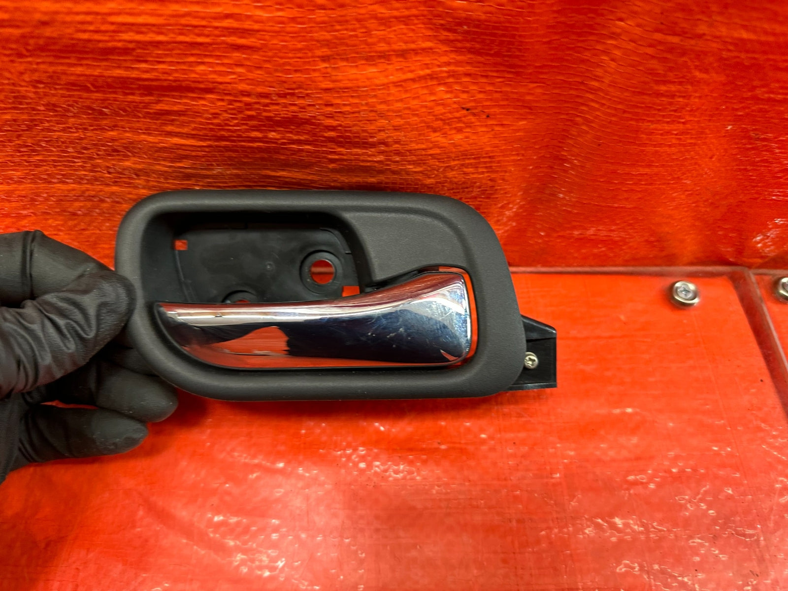04 08 ACURA TSX   PASSENGER RIGHT REAR INTERIOR DOOR HANDLE   OEM FACTORY #2055